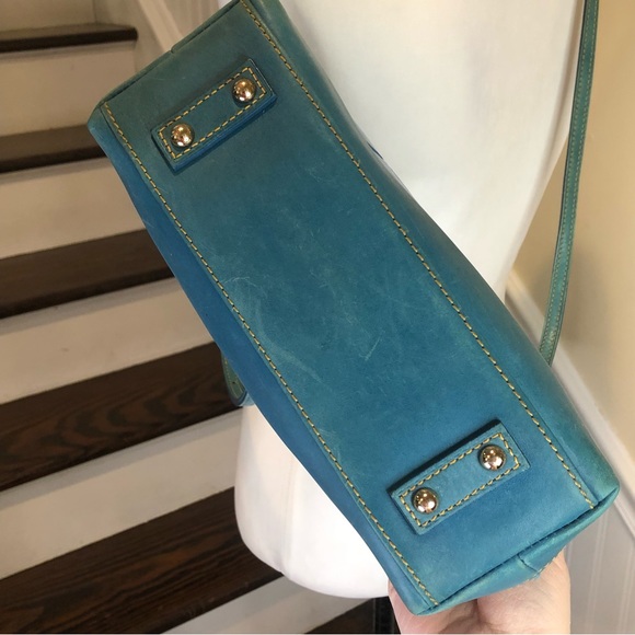 DOONEY BOURKE Electric Blue Croc Embossed Leather Top Handle Crossbody Bag - Picture 5 of 16